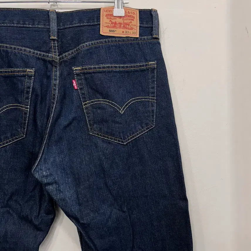 [BUNJANG] Levi's 505 00s Zipper Fly Regular Fit Denim Pants / 리바이스 505 00s 지퍼플라이 레귤러핏 데님팬츠