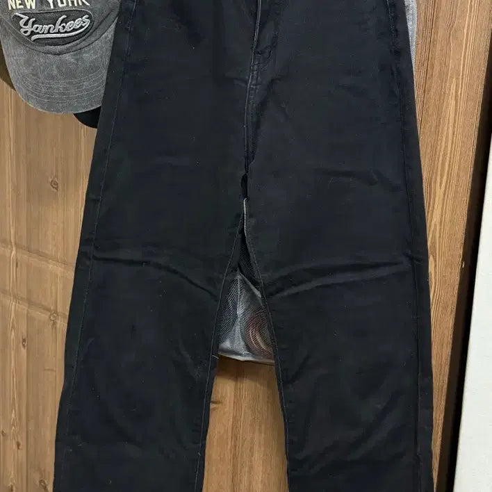 [BUNJANG] Black Straight Fit Denim Jeans / 블랙 스트레이트 데님