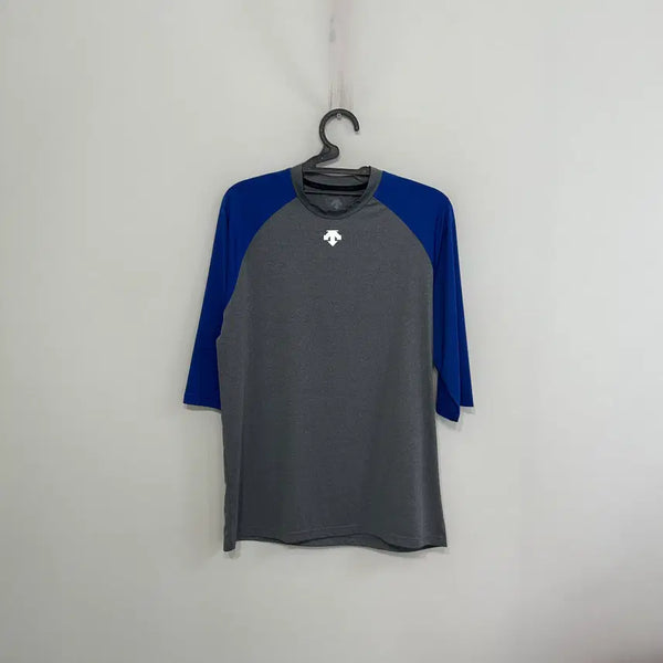 [BUNJANG] Descente 2022 Men's Baseball T-Shirt (Size 95) / 데상트 2022 남성 야구 티셔츠 95