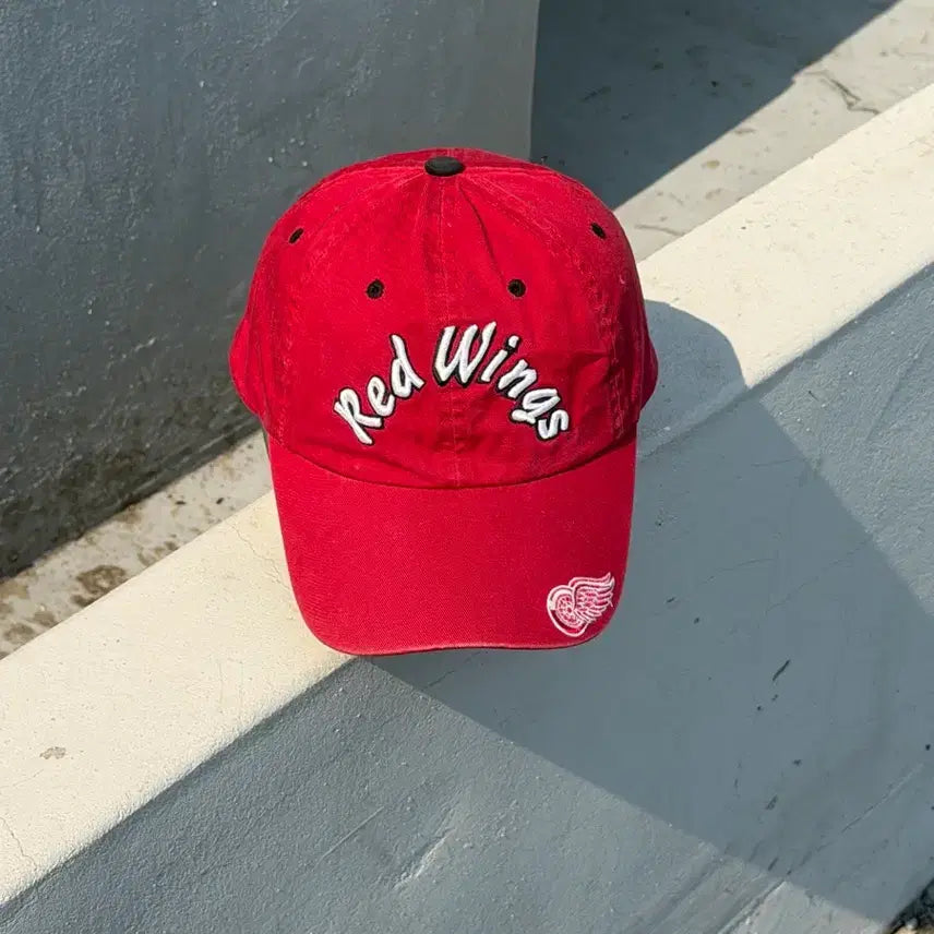 [BUNJANG] American Needle Detroit Red Wings NHL Baseball Cap / [F] 아메리칸 니들스 디트로이트 레드윙스 NHL 볼캡 모자