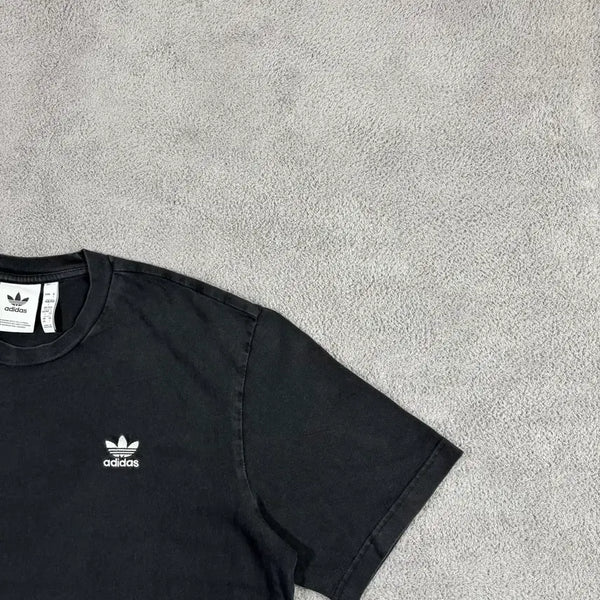[BUNJANG] Adidas Originals Big Logo Black T-Shirt / 아디다스 오리지널 빅로고 블랙 반팔티