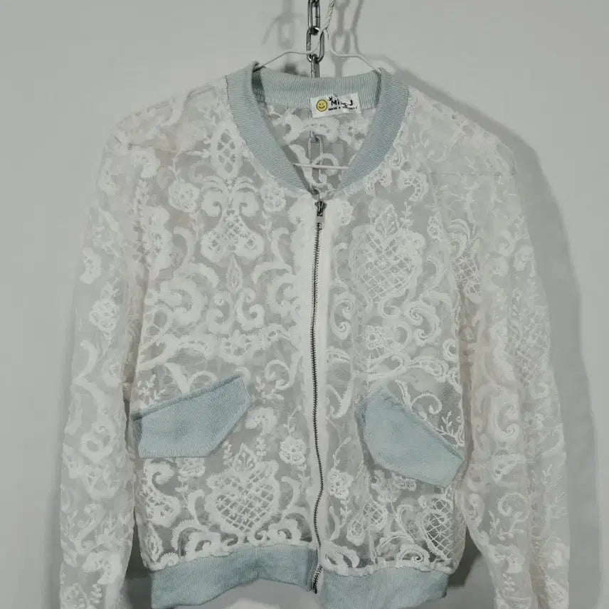 [BUNJANG] Miss J White Lace Bomber Short Jacket / 미스제이 화이트 레이스 봄버숏 자켓(새옷)