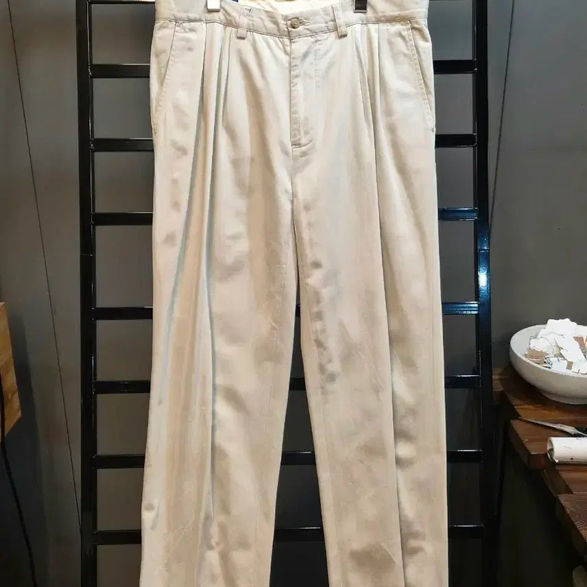[BUNJANG] Polo Ralph Lauren Reverse Pleated Prospect Pant - Ivory / [33] 폴로 랄프로렌 아이보리 프로스펙트 팬츠 6.9