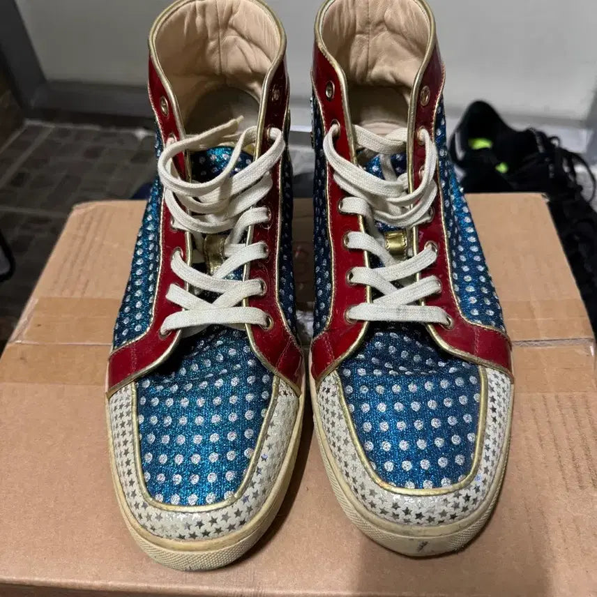 [BUNJANG] Christian Louboutin Super Ball 41 / 루부탱 슈퍼볼 41 컨디션 좋음