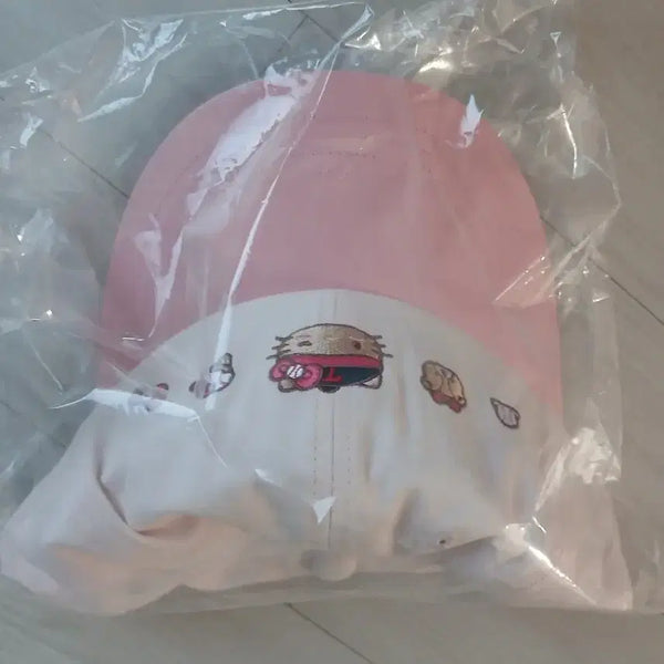 [BUNJANG] LG Twins Tanning Hello Kitty Pink Pop Baseball Cap / [당일 발송] lg트윈스 엘지 트윈스 태닝 헬로 키티 핑크 팝 볼캡 모자