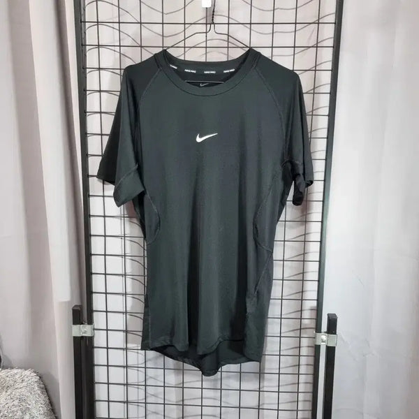 [BUNJANG] Nike Pro Dri-FIT Tight Fit Short Sleeve Fitness Top XL / 나이키 프로 반팔 티셔츠 드라이핏 타이트 피트니스 탑 반팔티 105 XL