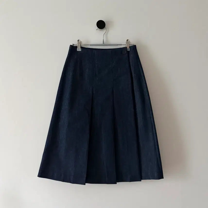 [BUNJANG] JUN by JUN.K Denim Pleats Wrap Skirt / 준바이준케이 데님 플리츠 랩스커트