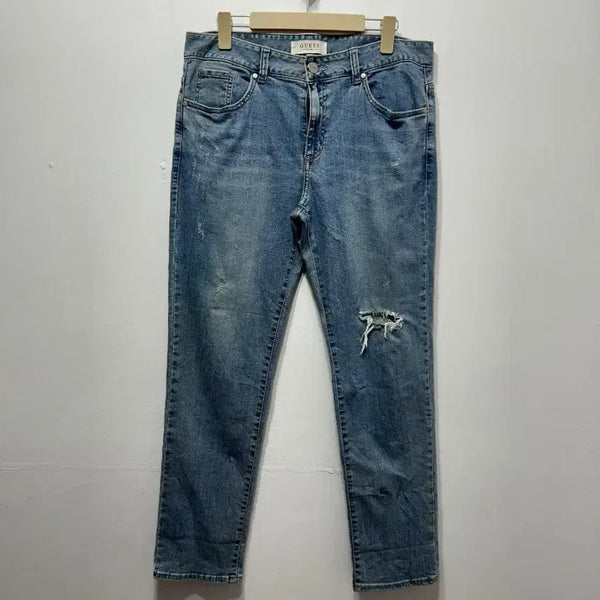 [BUNJANG] Guess Blue Distressed Denim Jeans Size 32 / 게스 청바지 데님 팬츠 블루 찢청 32사이즈