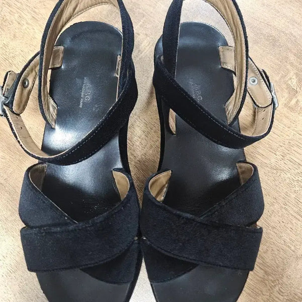 [BUNJANG] A.P.C. Velvet Sandals Size 36 / 아페쎄 벨벳 샌들 36