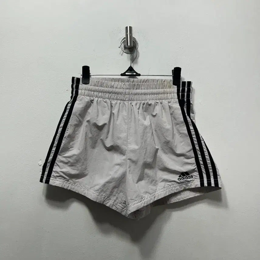 [BUNJANG] Adidas 3-Stripes Running Shorts XS / 아디다스 삼선 러닝 숏팬츠 XS