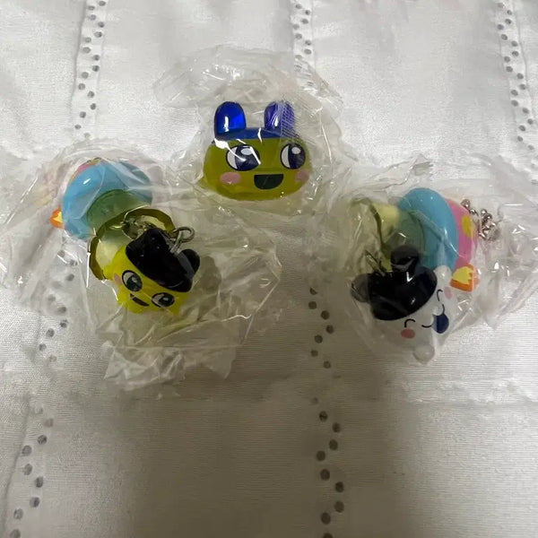[BUNJANG] Tamagotchi UFO Keychain / 다마고치 키링 양도
