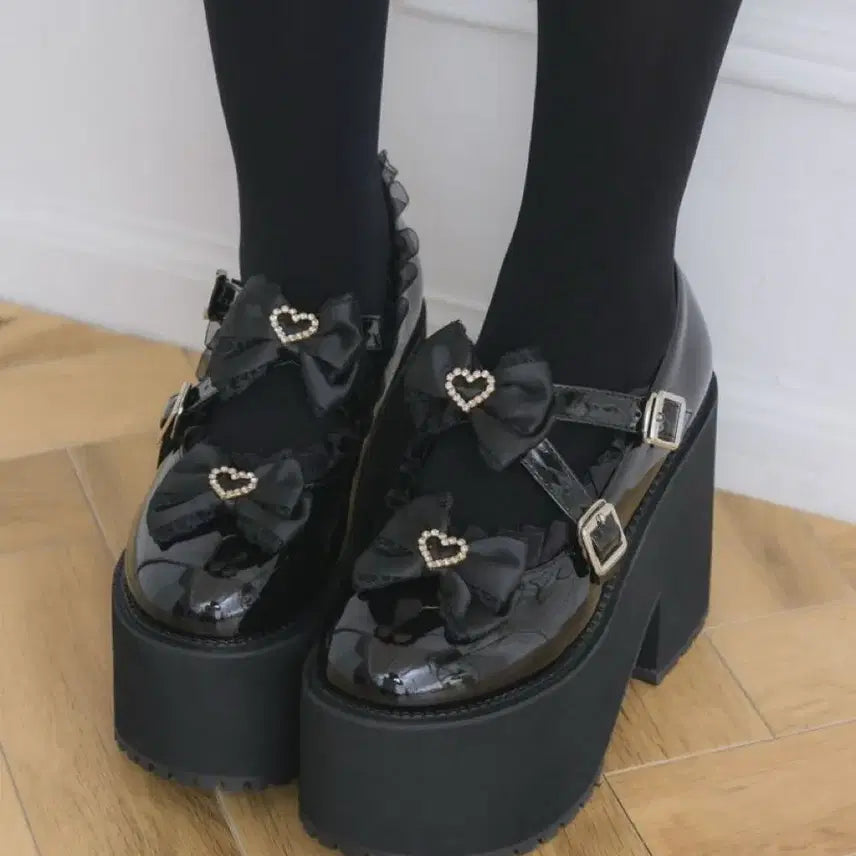 [BUNJANG] ROJITA Cross Belt Ribbon Platform Shoes / 로지타 ROJITA 크로스 벨트 리본 통굽 구두 지뢰계