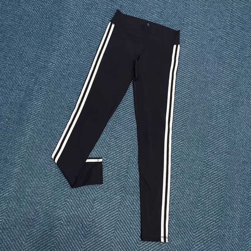 [BUNJANG] Adidas Women's Leggings / [여성S] 아디다스 레깅스 만원샵