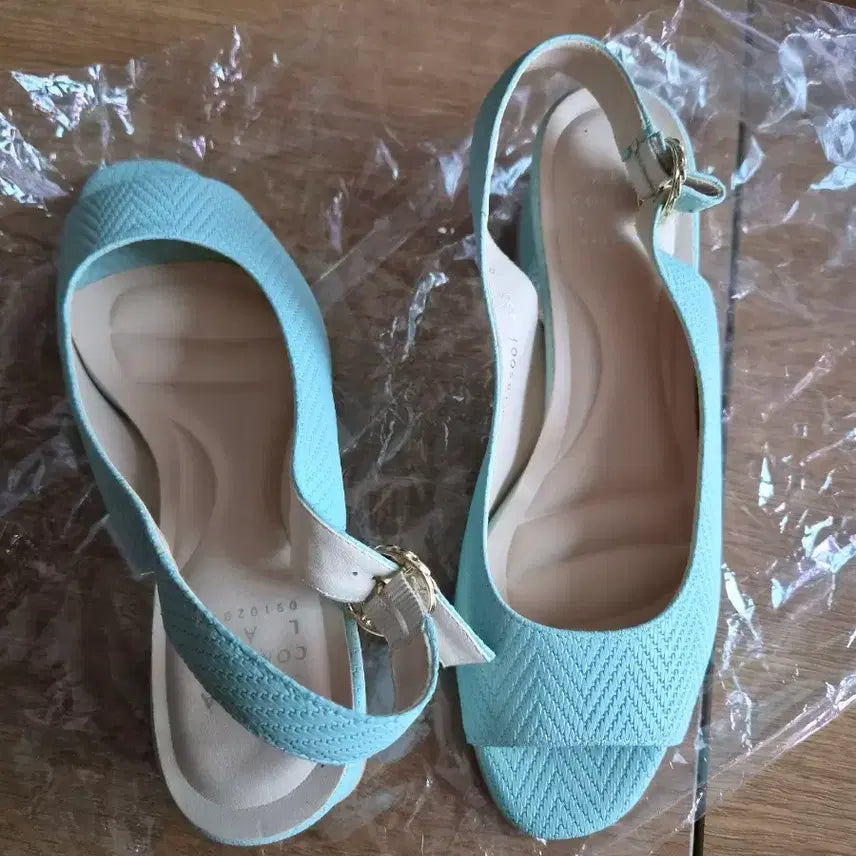 [BUNJANG] Mint Strap Heeled Sandals / 여성 샌들 민트색 스트랩 힐