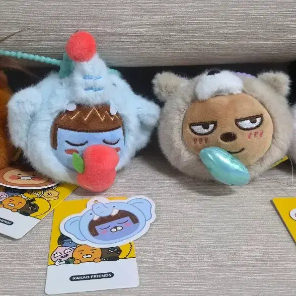 [BUNJANG] Kakao Friends Pull-String Dessert Keychain Chunsik, Apeach, Neo, Frodo / (새제품) 카카오프랜즈 당기는 디저트 키링 춘식이, 어피치, 네오,