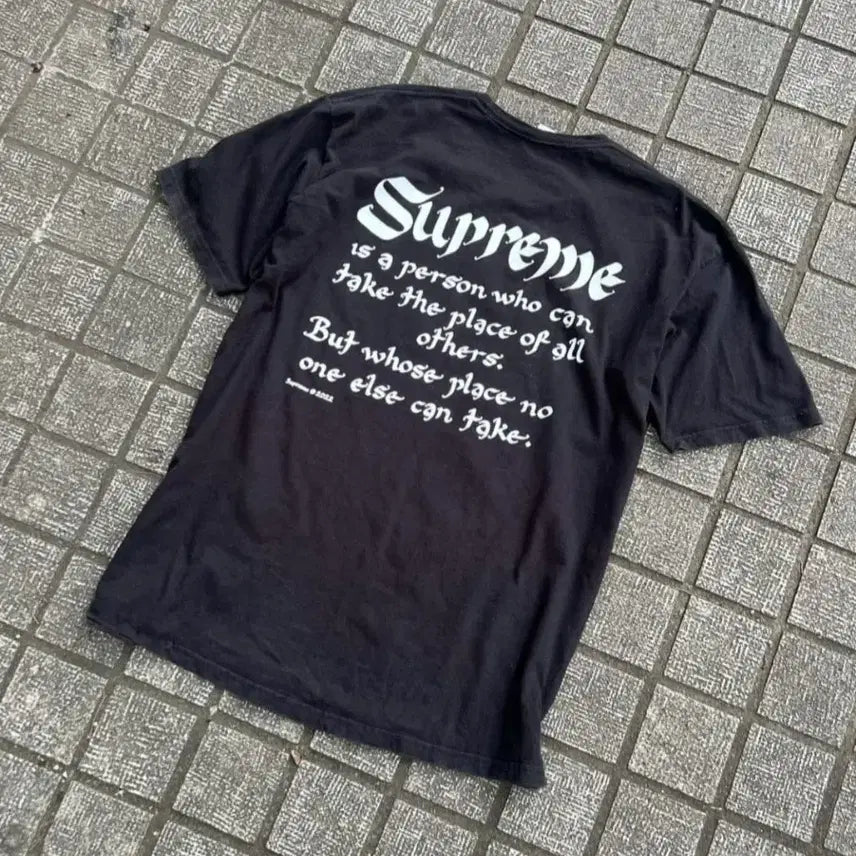 [BUNJANG] Supreme 22ss Person Black T-shirt / 슈프림 22ss 펄슨 블랙 티셔츠
