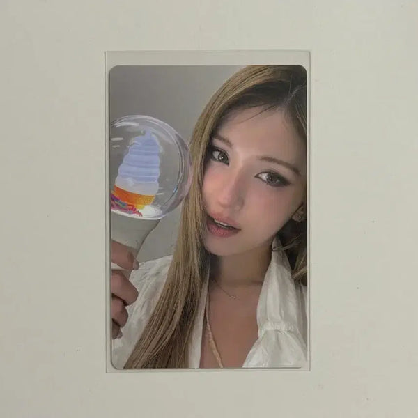 [BUNJANG] I.O.I Somi Photocard / 아이오아이 소미 응원봉 포카
