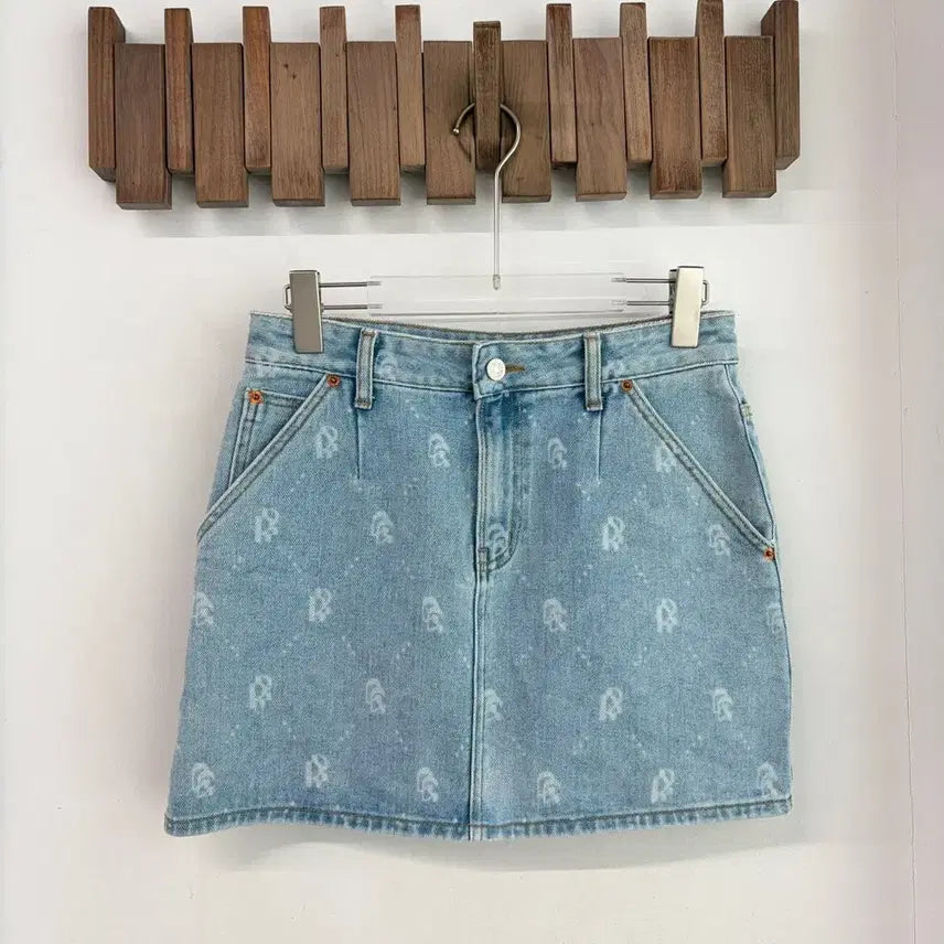 [BUNJANG] Grove Logo Pattern Skirt / 그로브 로고 패턴 스커트