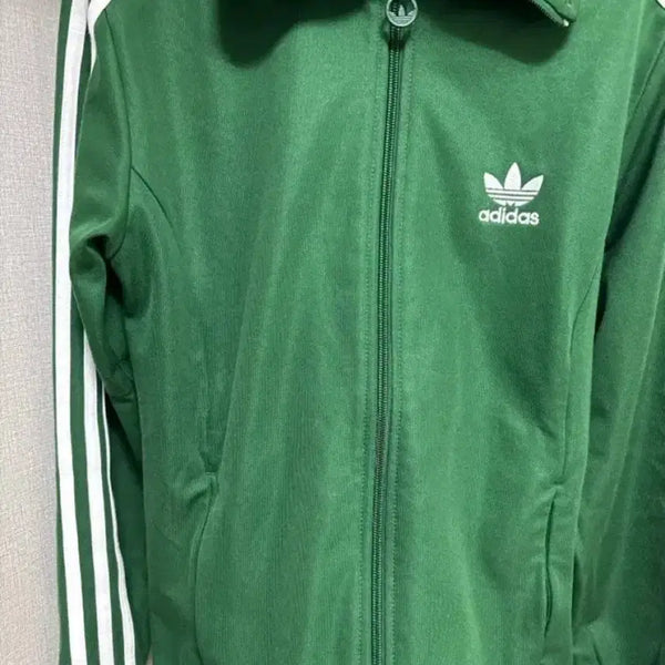 [BUNJANG] Adidas Green Track Jacket / 그린 초록색 아디다스 져지
