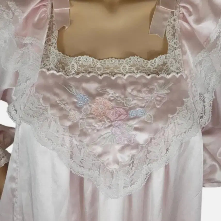 [BUNJANG] Vintage Pink Satin Nightgown Dress - Jolleyraid / 빈티지 핑크 새틴 잠옷 원피스 / 엔느빈티지 몬니 101호 졸리레이드