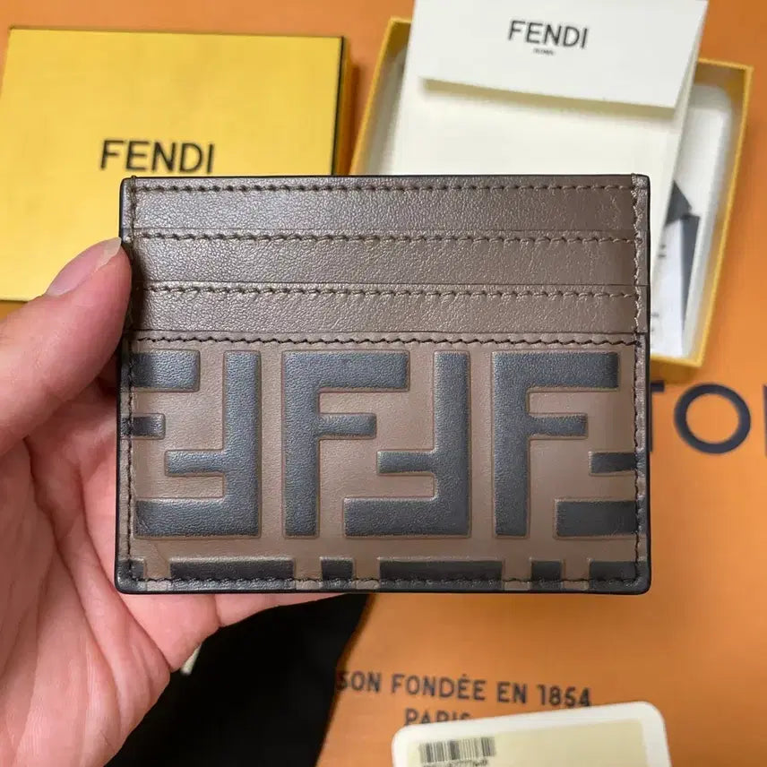 [BUNJANG] Fendi Card Holder / 펜디 카드지갑