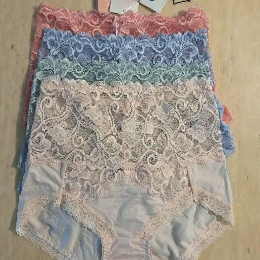 [BUNJANG] Tencel Women's Underwear Panty Set (4-Piece) / 텐셀 여성 속옷 팬티 4종 세트