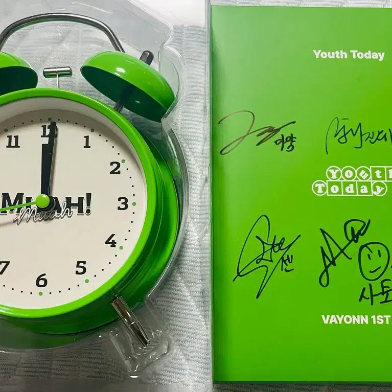 [BUNJANG] Vayonn EP.1 Youth Today Signed Album / 베이온 Vayonn EP.1 Youth today 친필싸인 앨범