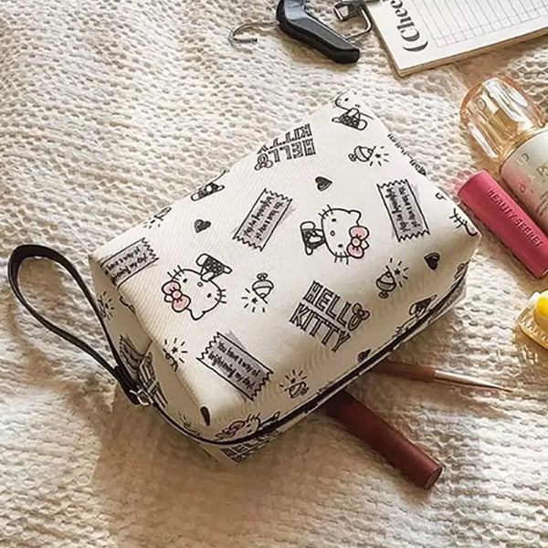 [BUNJANG] Hello Kitty Pattern Pouch / 헬로키티 패턴 파우치