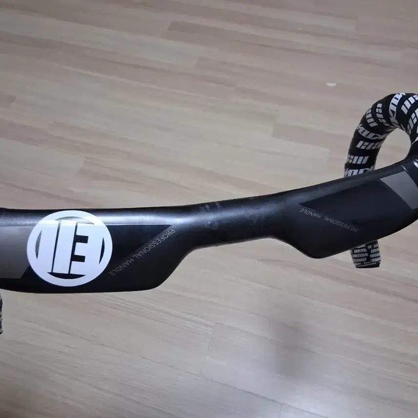 [BUNJANG] Cosvelo Carbon Handlebar / 코스벨로 카본 핸들바