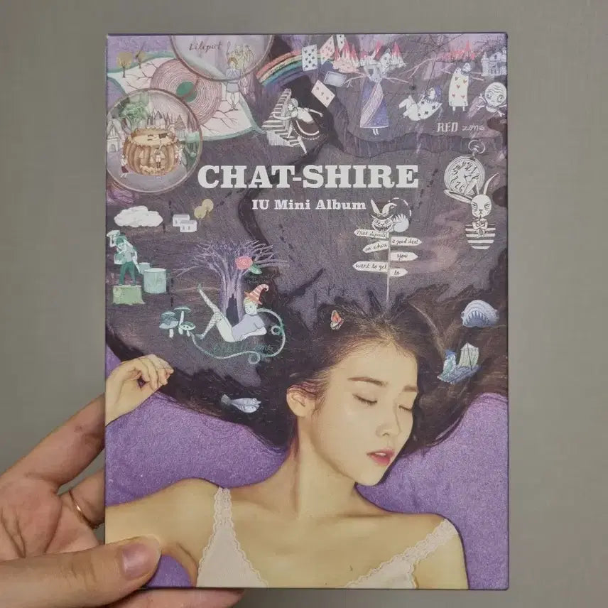[BUNJANG] IU CHAT-SHIRE Mini Album / 아이유 CHAT-SHIRE 챗셔 미니앨범