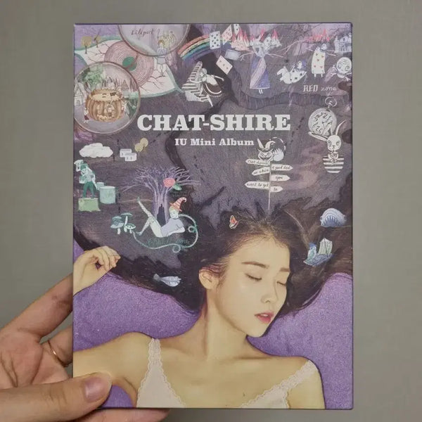 [BUNJANG] IU CHAT-SHIRE Mini Album / 아이유 CHAT-SHIRE 챗셔 미니앨범