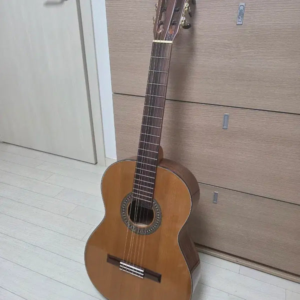 [BUNJANG] Kim Young Jin Baroque 40 Classical Guitar / 김영진 바로크 기타 40호(클래식 기타)