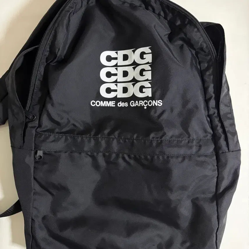[BUNJANG] Comme des Garçons CDG Logo Backpack / 꼼데가르송 CDG 로고 백팩 가방
