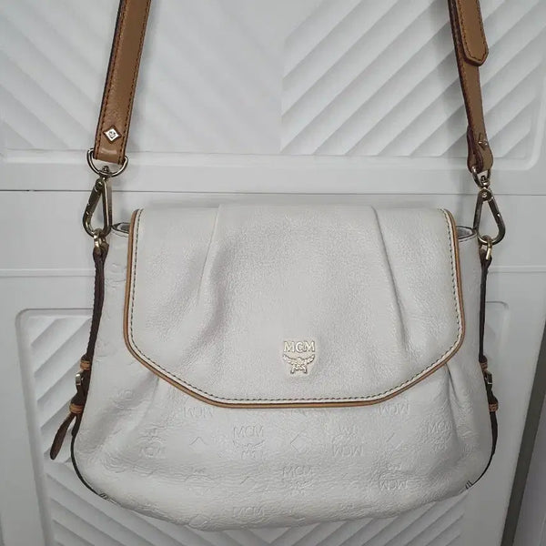 [BUNJANG] MCM White Leather Crossbody Bag with Tote Strap / mcm
