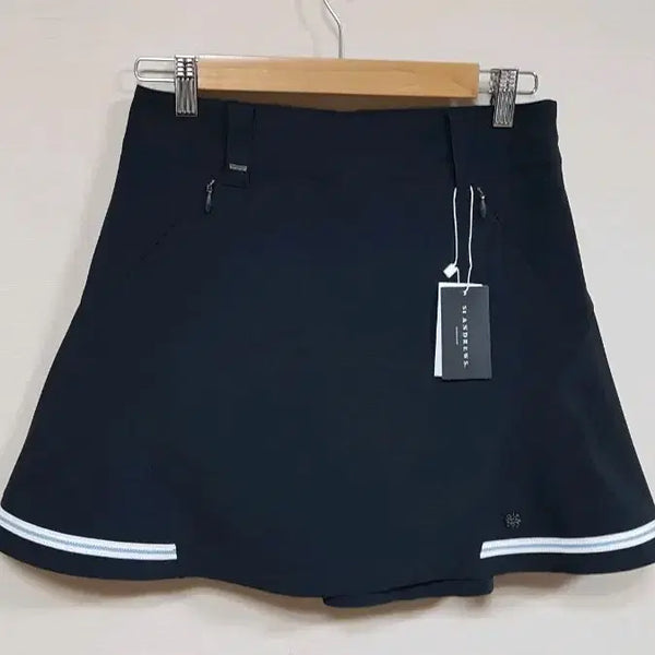 [BUNJANG] Saint Andrews Women's Color Line Culottes Skirt / 세인트앤드류스 여성 컬러 라인 큐롯 스커트 (새상품)
