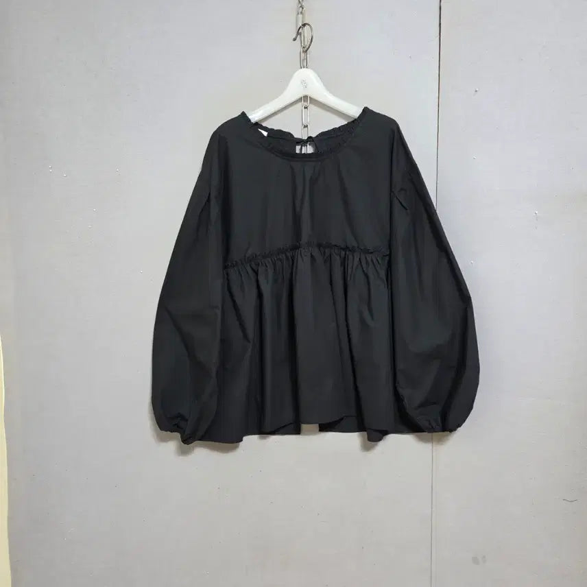 [BUNJANG] Ashley's Shop Black Cotton Blouse (One Size Fits Most) / 풍성한핏 블랙 면 블라우스 FF n7615