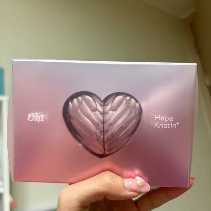 [BUNJANG] Hapa Kristin Heart Angel Lens Case (Unused) / 미사용 하파크리스틴 하트엔젤렌즈케이스
