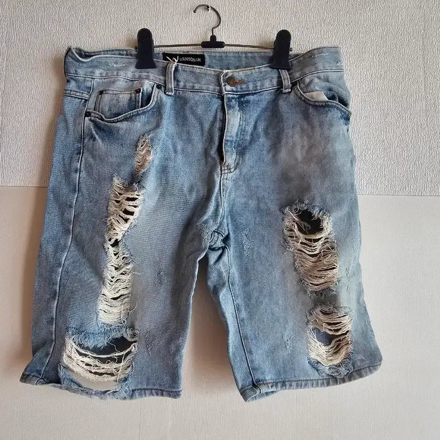 [BUNJANG] Distressed Denim Shorts / 데미지 데님 반바지