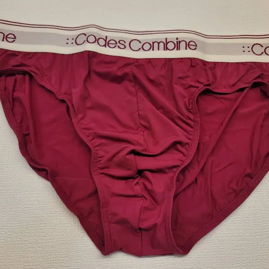 [BUNJANG] Codes Combine Men's Briefs (New) - Wine, Size 100 / 남성 삼각팬티 (새상품) 100