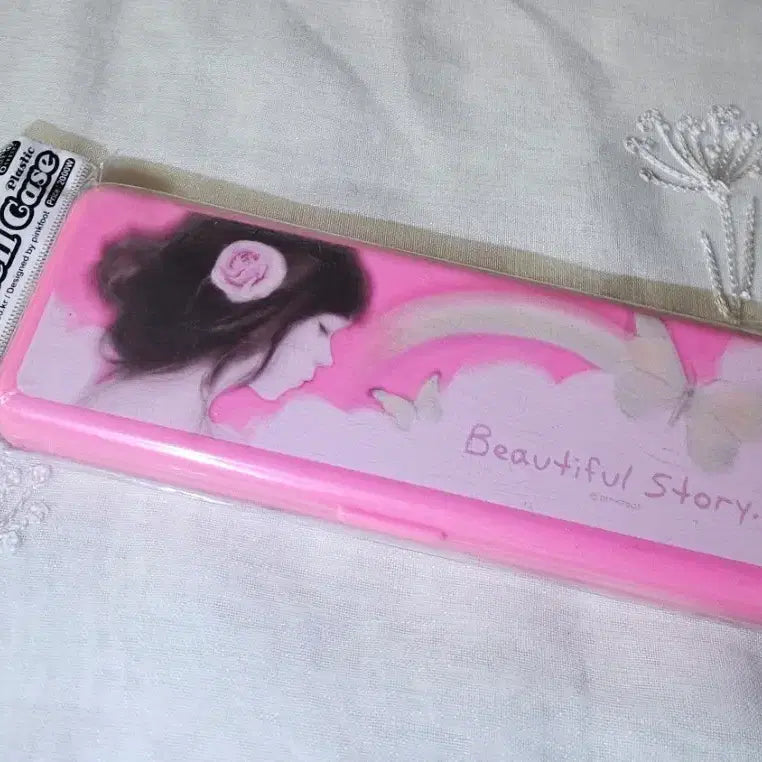 [BUNJANG] Jennie's Portrait Illustration Square Pencil Case - Classic Retro Vintage Pink / 제니의초상 일러스트 사각 필통 고전문구 레트로 빈티지 캐릭터 핑크 분홍