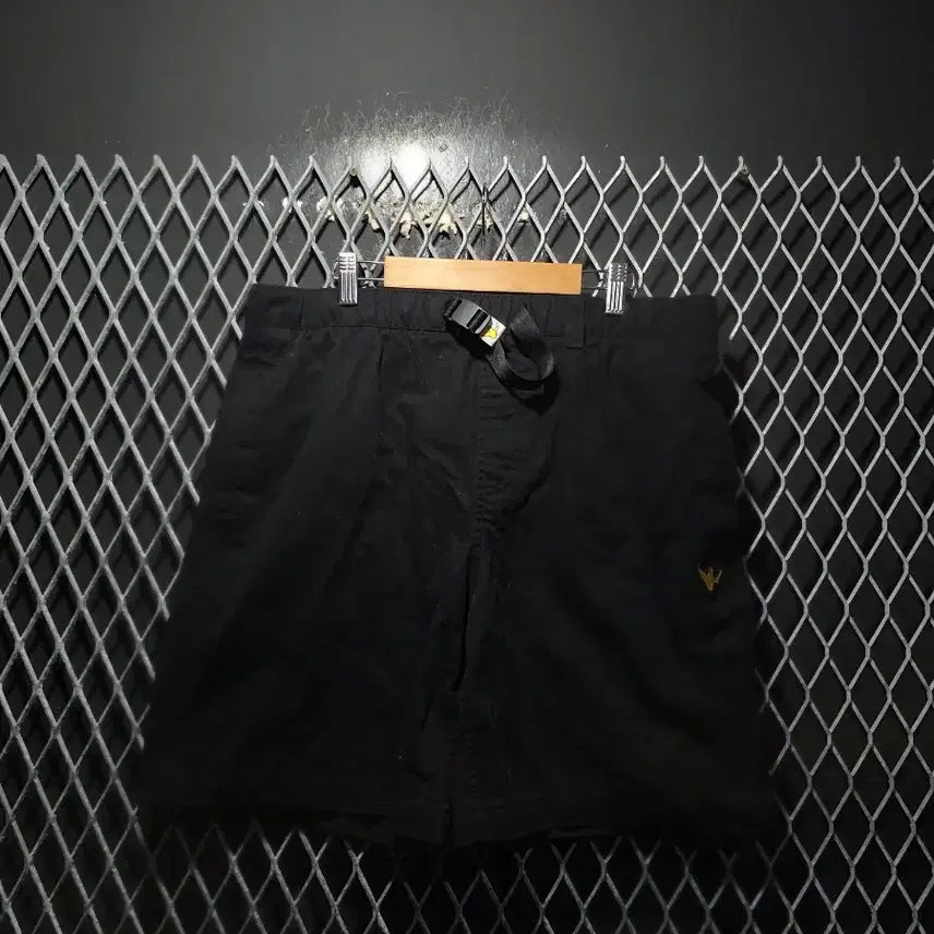 [BUNJANG] What it isden Shorts L / 와릿이즌 반바지 L