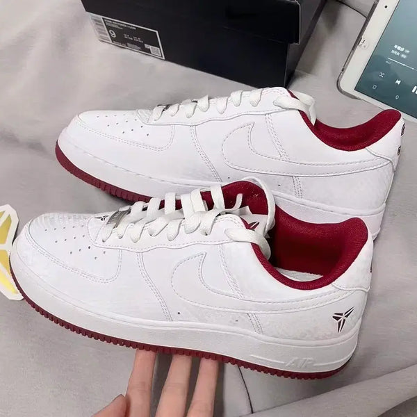 [BUNJANG] Nike x Kobe Bryant Air Force 1 Low White Team Red / 나이키 x 코비 브라이언트 에어포스 1 로우 화이트 팀 레드 270MM