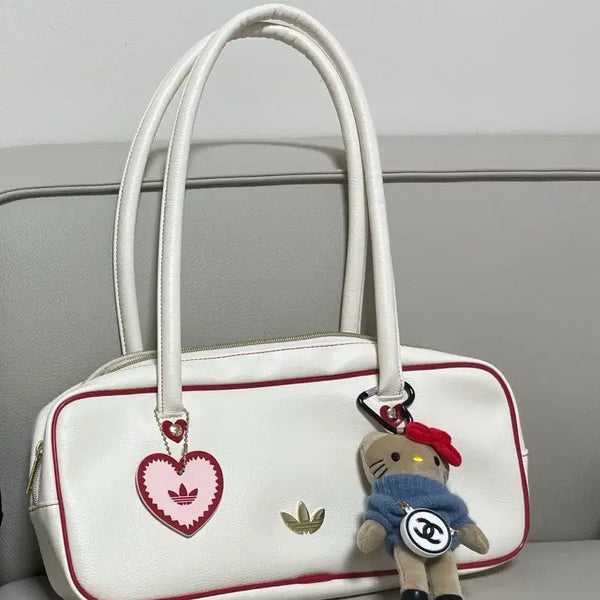 [BUNJANG] Adidas Shoulder Bag with Heart Charm / 아디다스 숄더백.최종가격