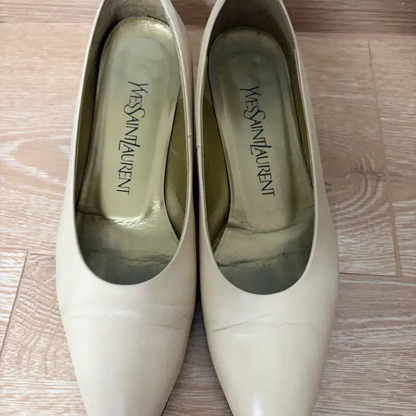[BUNJANG] YSL Beige Leather Pumps 4cm Heel Size 35/225 / Ysl 펌프스 225사이즈