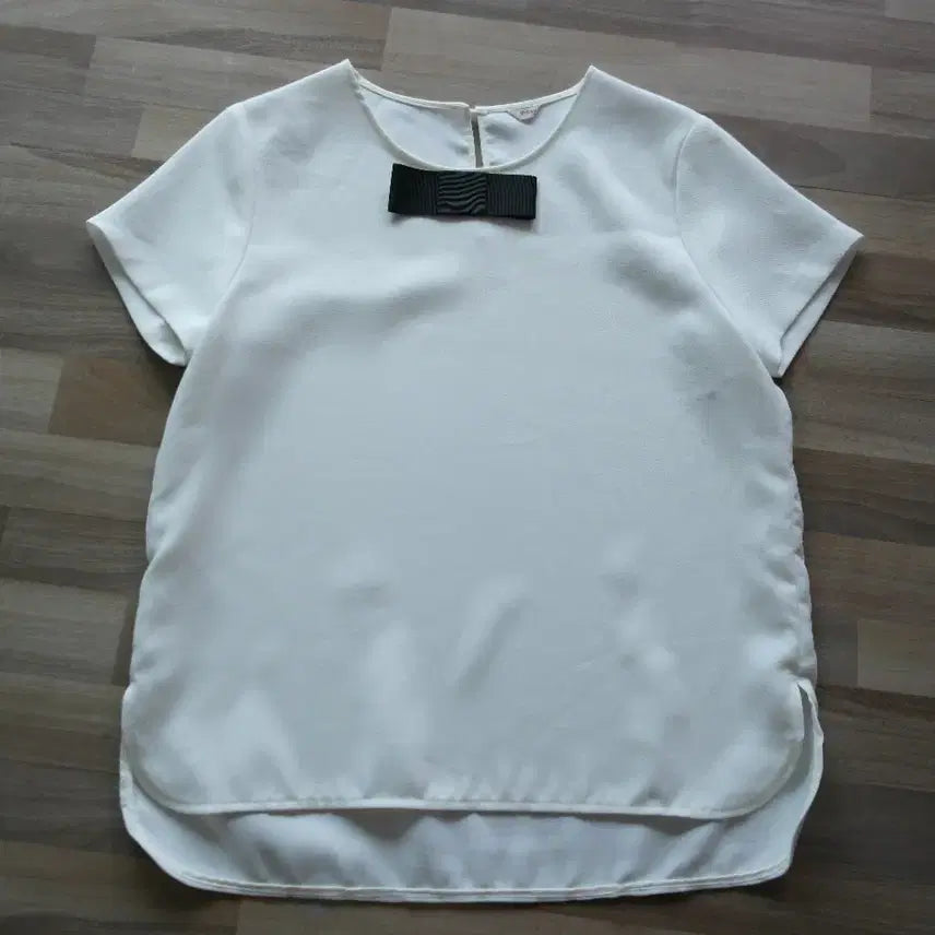 [BUNJANG] Peony Blouse Size 66 / peony블라우스/66사이즈/새제품수준