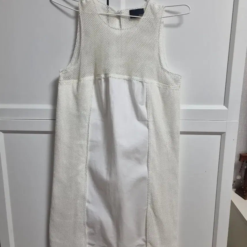 [BUNJANG] Fendi Qpro White Dress Size 38 / 우아한 정품 펜디 큐프로 화이트 원피스 38사이즈 fendi