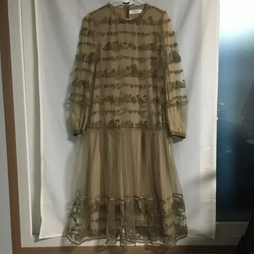 [BUNJANG] Ozcece Lace Embroidery Dress / 한섬 오즈세컨 레이스 자수 원피스 (55)
