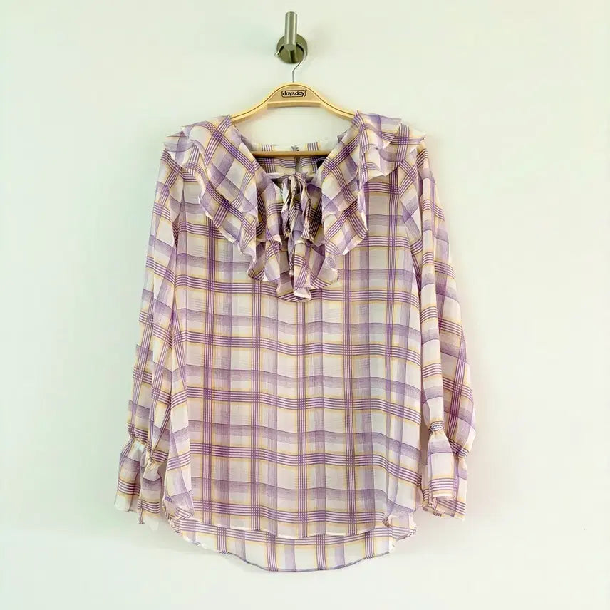 [BUNJANG] NICE CLAUP Check Frill Blouse / 나이스클랍 체크 프릴 블라우스