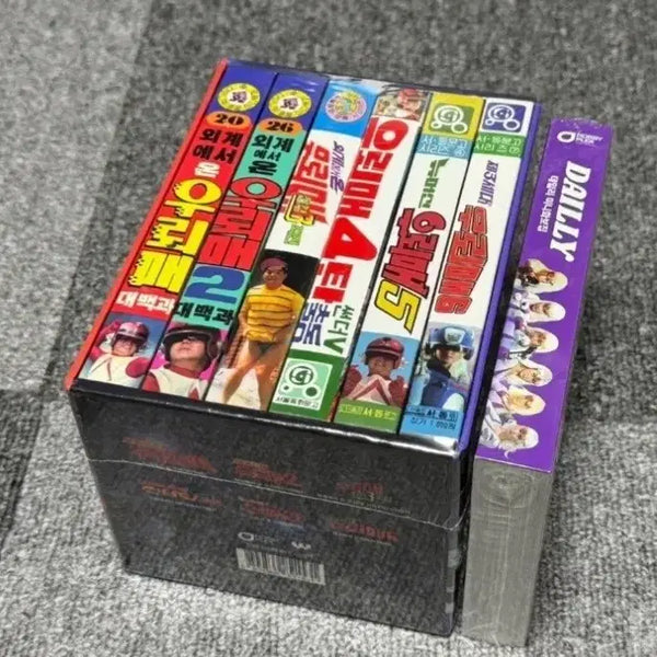 [BUNJANG] Ultra MacBackgwa Limited Edition / 우뢰매대백과 한정판