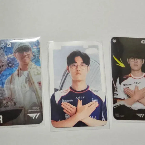 [BUNJANG] T1 Oner MSI Photocard & Magnet Bundle Set / msi 티원 오너 포카 + 오너 자석 일괄판매